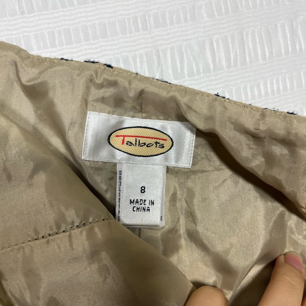 Talbots Women’s Linen/Cotton Tan and Navy Blue embroidered Slacks size 8 - Picture 7 of 9